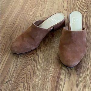 Gap suede mules size 7.5✨
